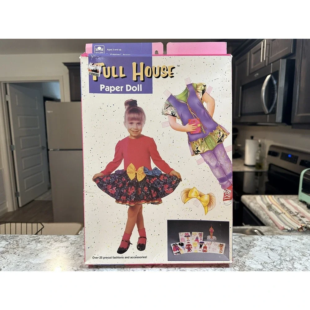 1992 Golden Full House Paper Doll Michelle Set 12